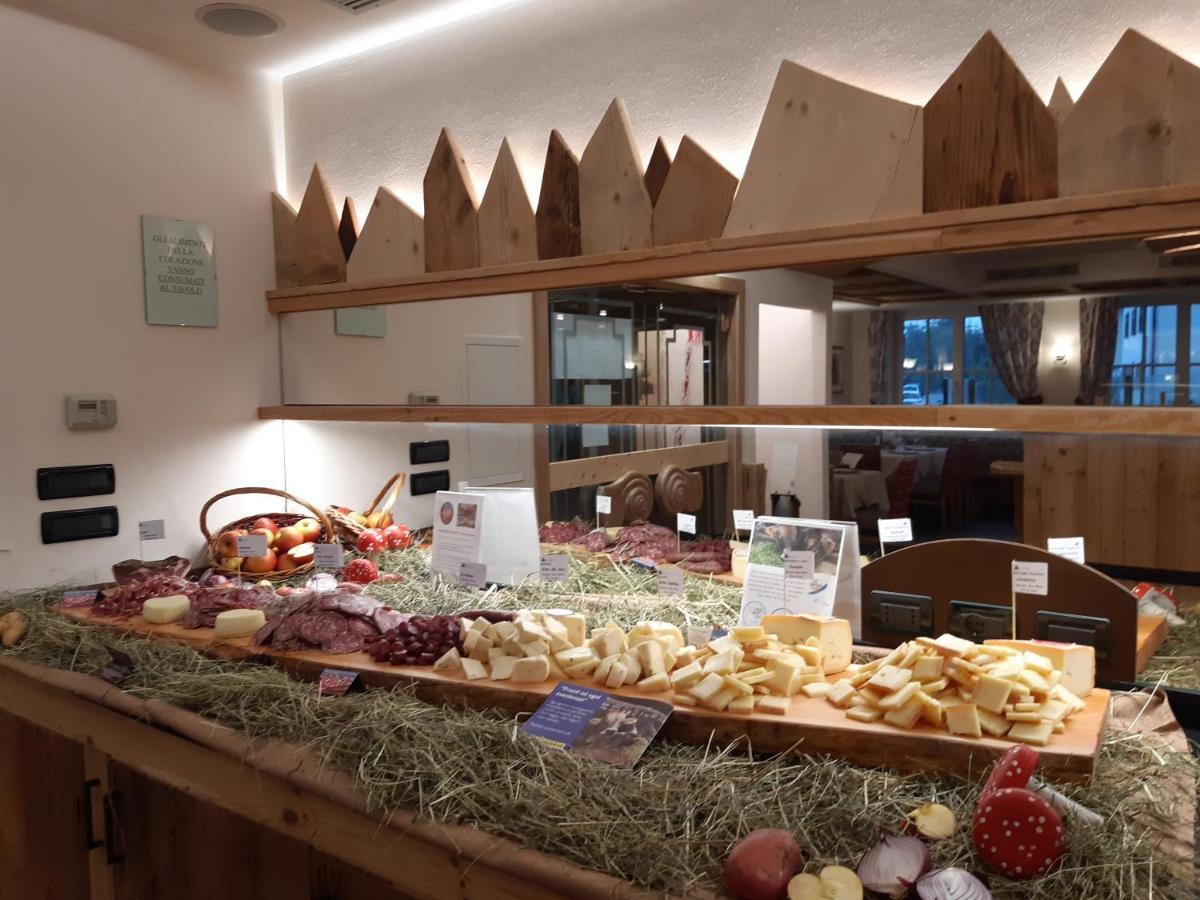 Hotel El Pilon Pozza di Fassa Dış mekan fotoğraf