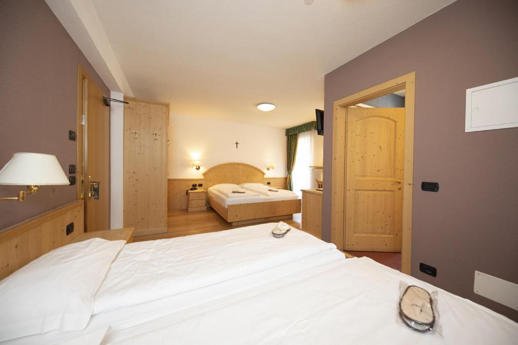 Hotel El Pilon Pozza di Fassa Dış mekan fotoğraf
