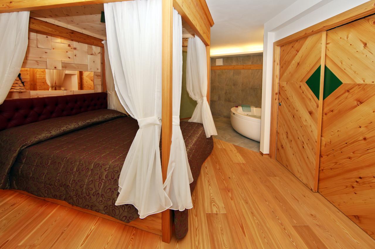 Hotel El Pilon Pozza di Fassa Dış mekan fotoğraf