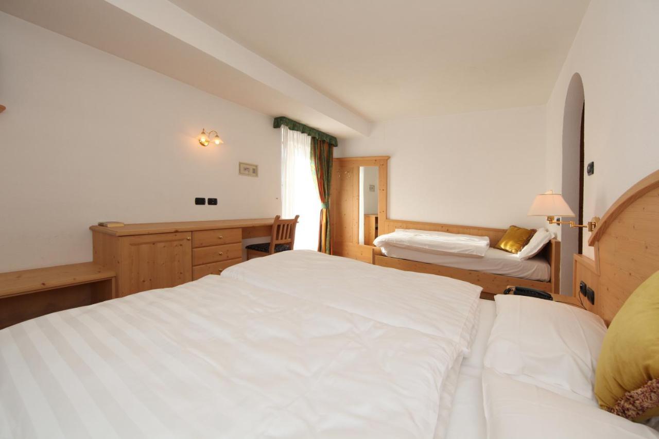 Hotel El Pilon Pozza di Fassa Dış mekan fotoğraf