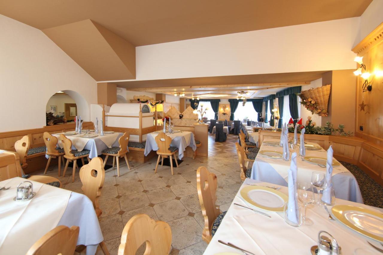 Hotel El Pilon Pozza di Fassa Dış mekan fotoğraf